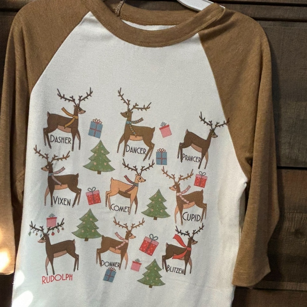 girl raglan tee
